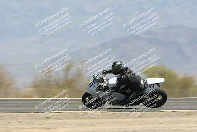 media/Apr-20-2025-CVMA (Sun) [[39090e8767]]/Race 9-Formula LW Twins Shootout/